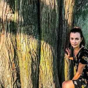 Meet your Posher, Glori